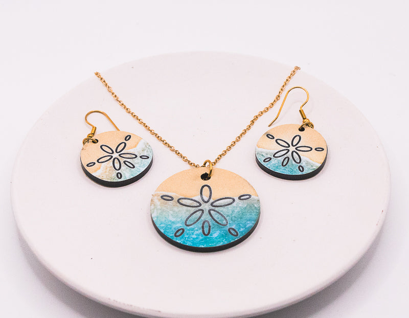 Beach Jewelry Set Necklace and Earrings | Laser Engraved Acrylic | Sand Dollar or Starfish | Gold or Silver | Ocean Gift for Her